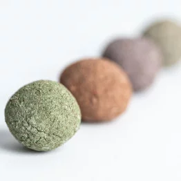 1 pack contains 4 seed bombs with different seed varieties