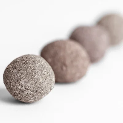 Seed bombs: a 100% recycled product made in France Seed bombs: a 100% recycled product made in France