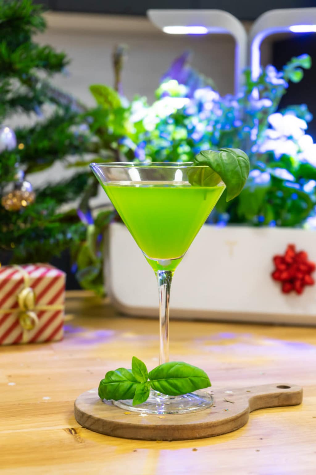 Cocktail au gin infusé au basilic