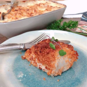 Filet de poisson en crumble de chorizo et gratin de chou-fleur