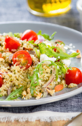 Salade de quinoa aux courgettes et à la feta