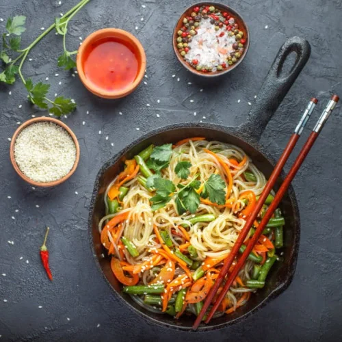 Spaghettis aux carottes et au lait de coco